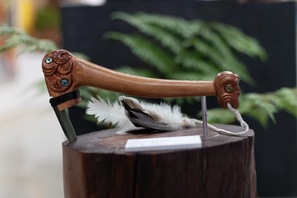 Maori carving