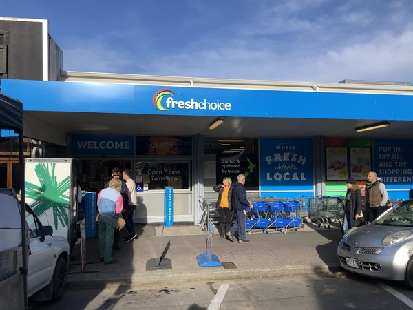 Fresh Choice front of shop