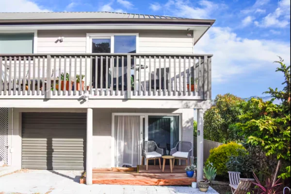 Portside Escape-front view of unti as part of house