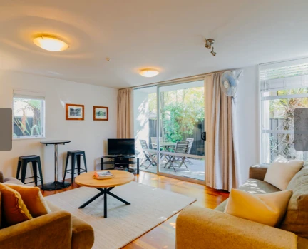 Sumner apartments - living space