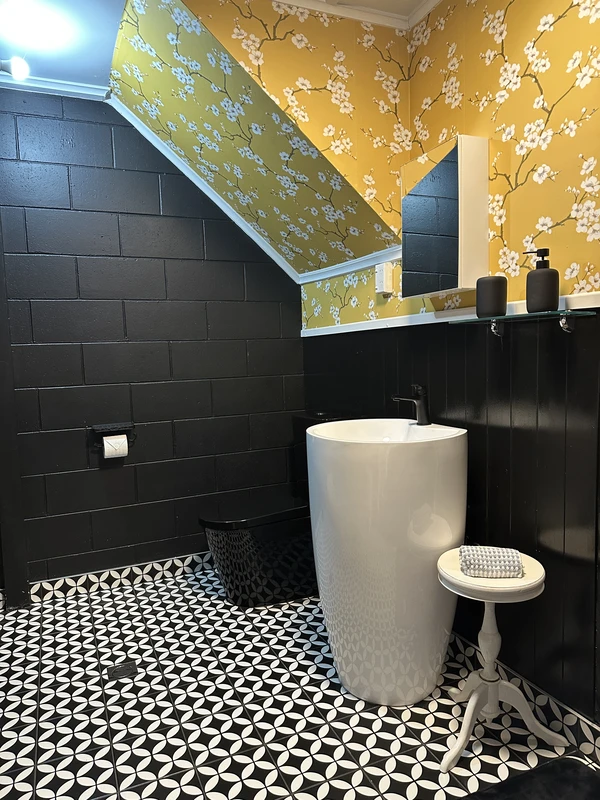 Paton Place- Bathroom