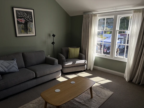 Loft on London - internal living area 
