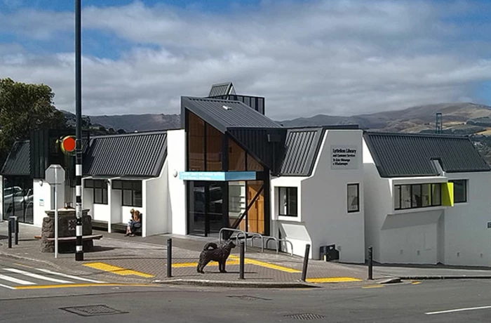 Lyttelton Public Library